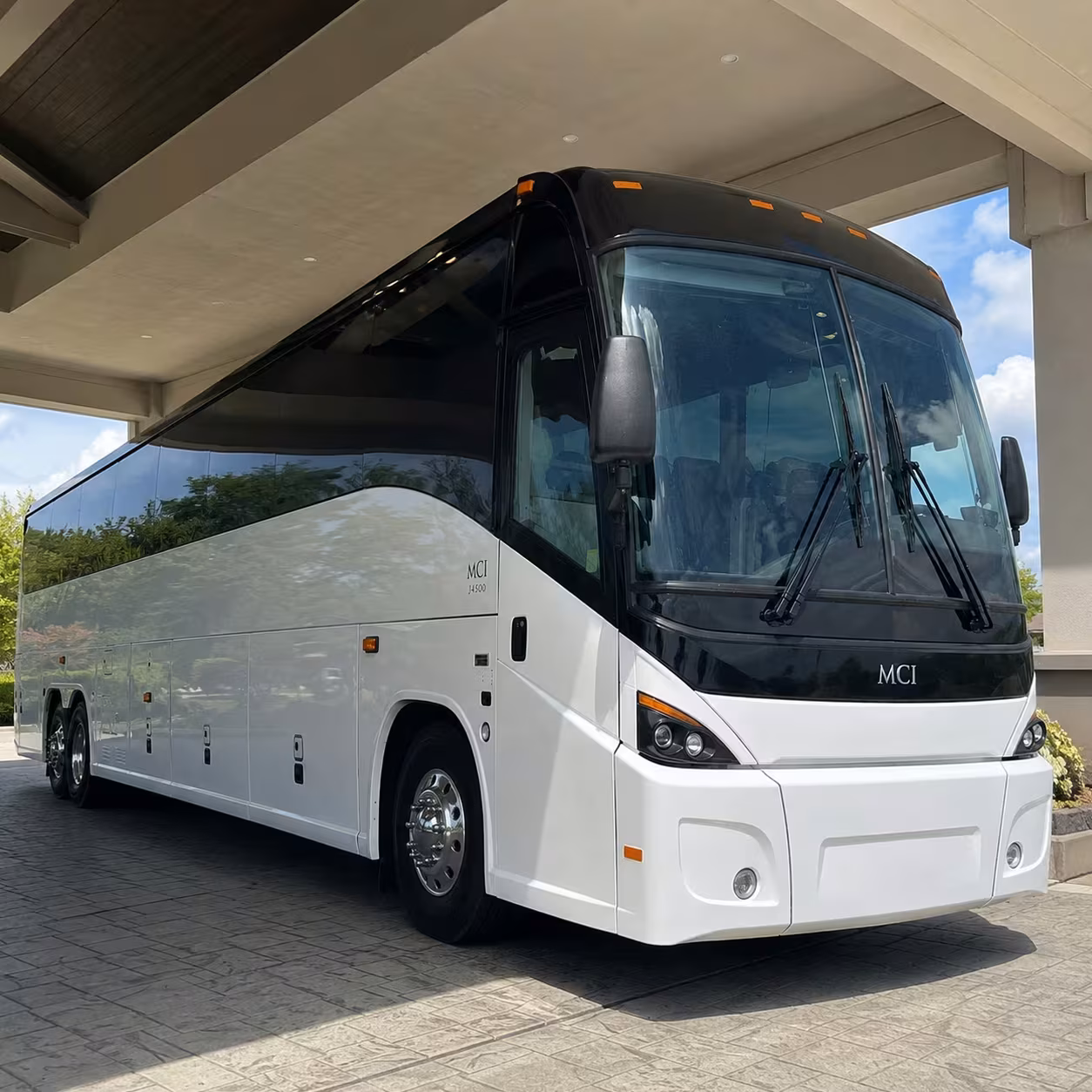 corporate charter bus rentals for pawtucket employers
