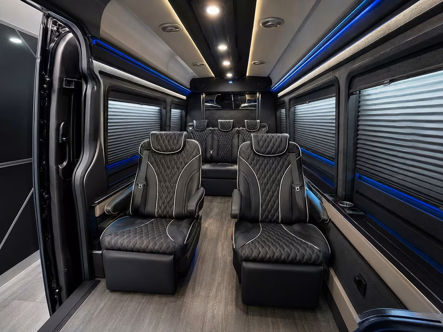 pawtucket bus rentals for hotel groups and convention travel