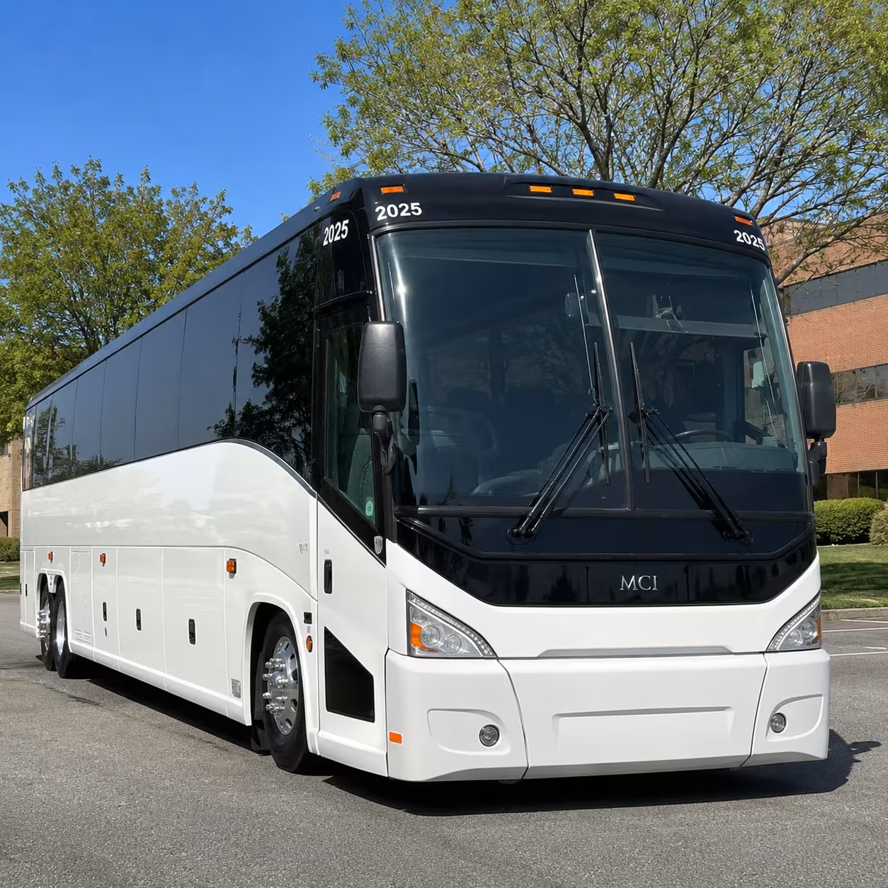 pawtucket party bus rentals to amica mutual pavilion concerts