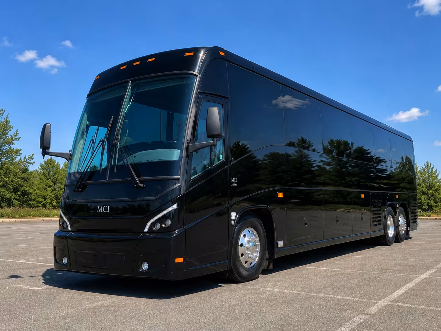 pawtucket shuttle buses for performing arts and museum field trips