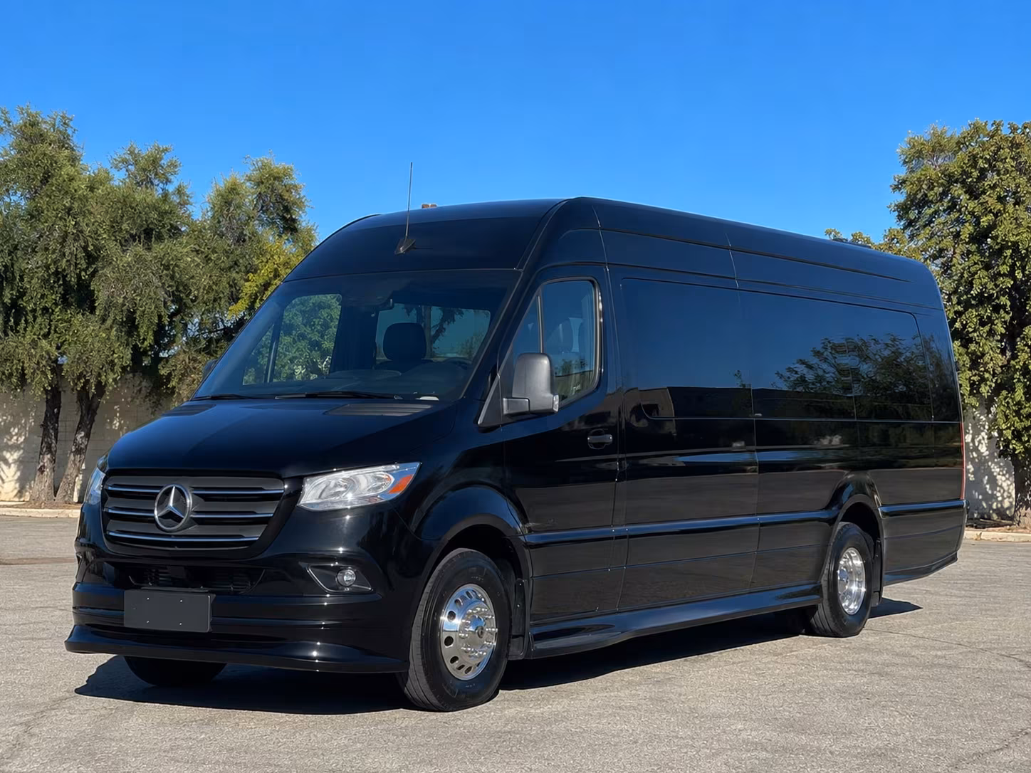 transportation serving pawtucket and nearby cities