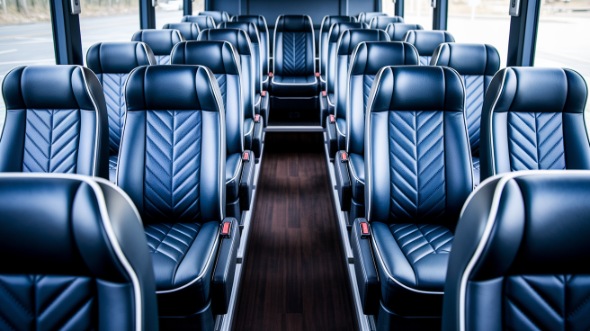pawtucket 18 passenger minibus rental